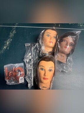 Cosmetology School Mannequin Head Bundle With Stands